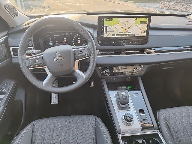 Mitsubishi Outlander PHEV