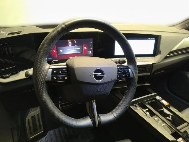 Opel Astra Sports Tourer Ultimate