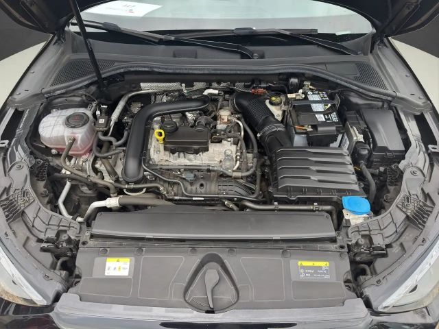 Audi A3 30 TFSI S-Tronic Sedan