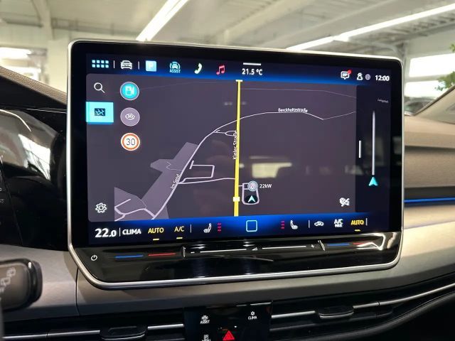 Volkswagen Golf 1.5 eTSI DSG Life Variant