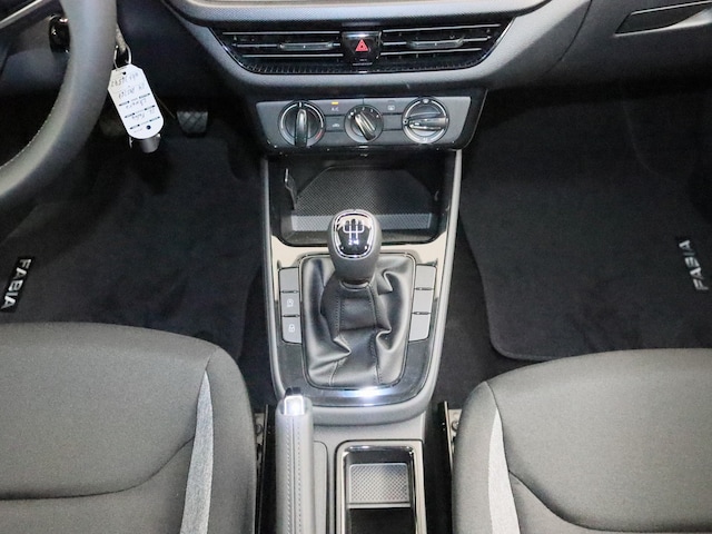 Skoda Fabia Fabia 1.0 MPI Essence  LED PDC KLIMA