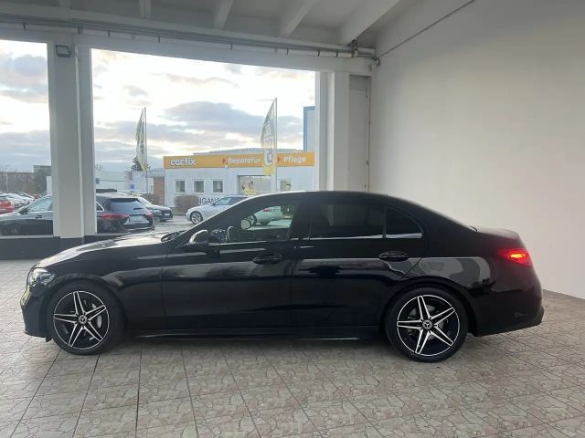 Mercedes-Benz C 300 4MATIC AMG Line Sedan