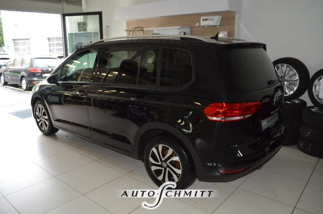 Volkswagen Touran 1.5 TSI DSG