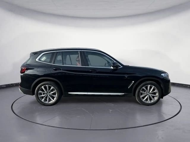 BMW X3 xDrive30i