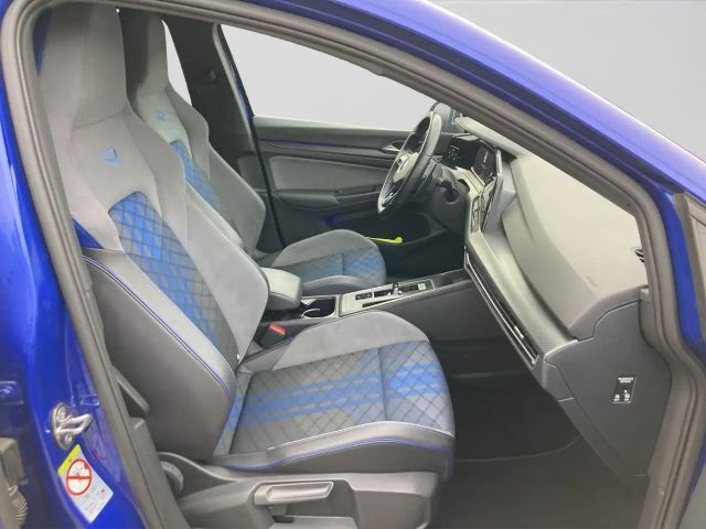 Volkswagen Golf IQ.Drive