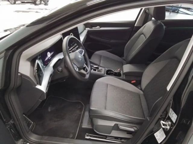 Volkswagen Golf 1.5 eTSI DSG Life