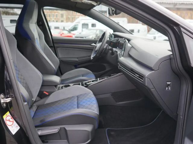 Volkswagen Golf 2.0 TSI Golf VIII