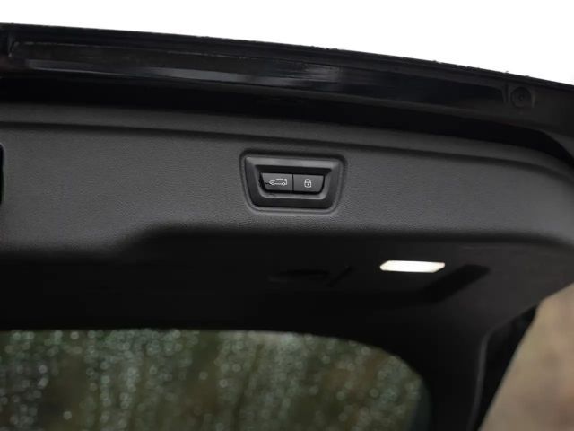 BMW 318 318i M-Sport Touring