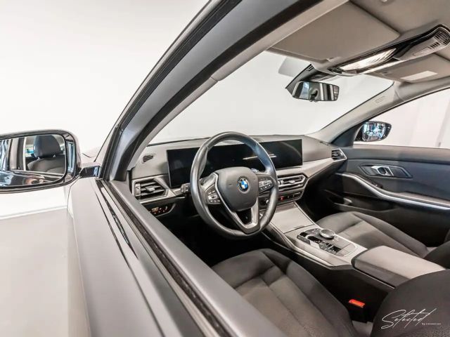 BMW 320 320d Touring xDrive