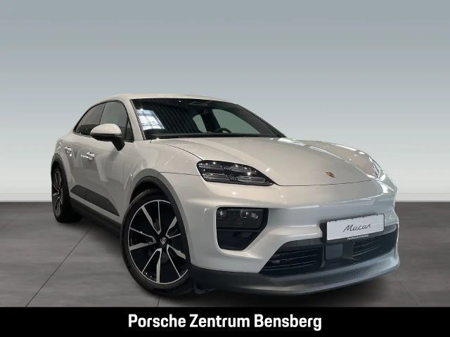 Porsche Macan 4