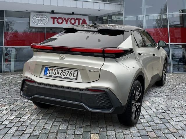 Toyota C-HR Plug-in Technik