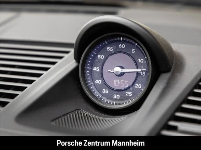 Porsche 992 4 Coupé GTS Targa