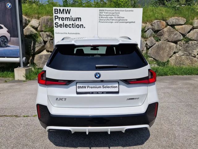 BMW iX1 xDrive30