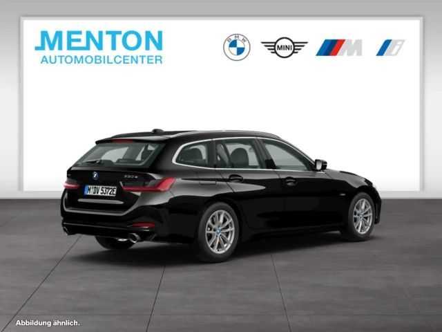 BMW 330 330e Touring xDrive