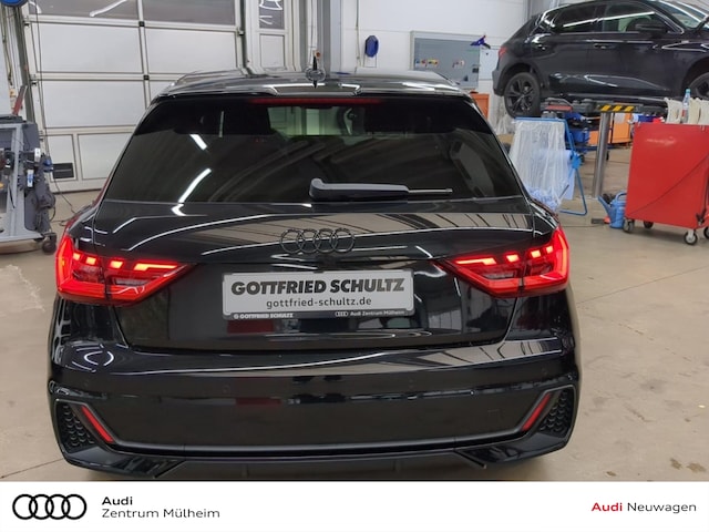 Audi A1 25 TFSI S-Line S-Tronic Sportback