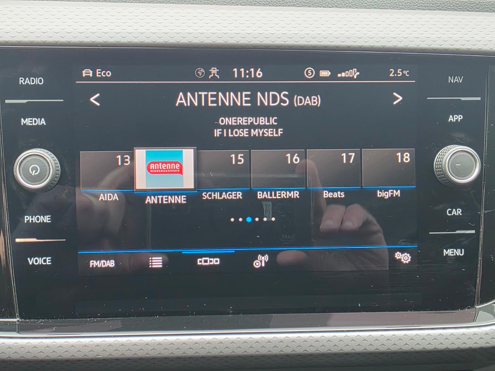 Volkswagen T-Cross Active, NAVI, LED, ALU, PTS, SHZ, Garantie, 1a