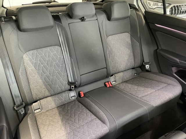 Volkswagen Golf 1.5 eTSI Move