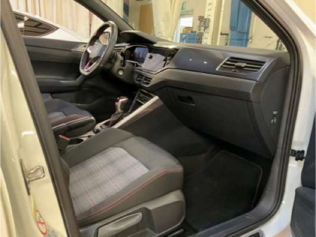 Volkswagen Polo 2.0 TSI