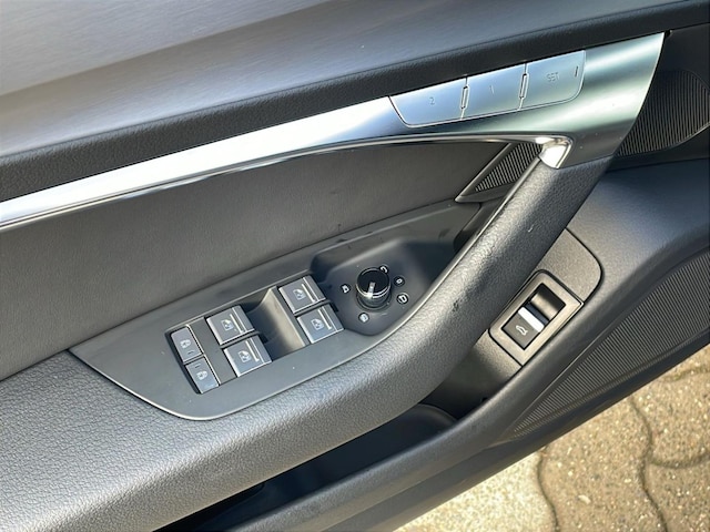 Audi A6 45 TFSI Avant S-Line S-Tronic