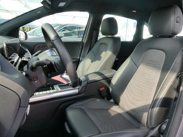 Mercedes-Benz B 200 Progressive