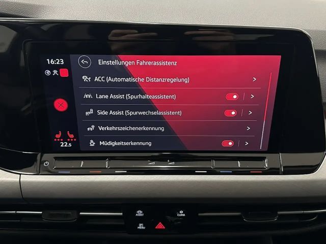 Volkswagen Golf DSG Life Variant