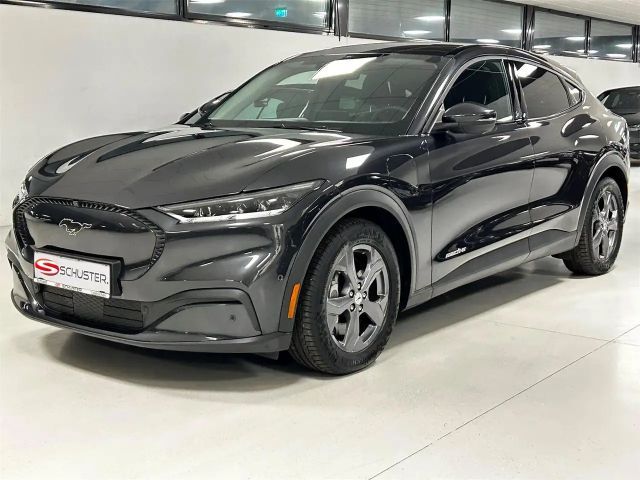 Ford Mustang Mach-E Premium Standard range