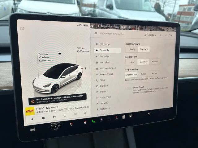 Tesla Model 3 RWD
