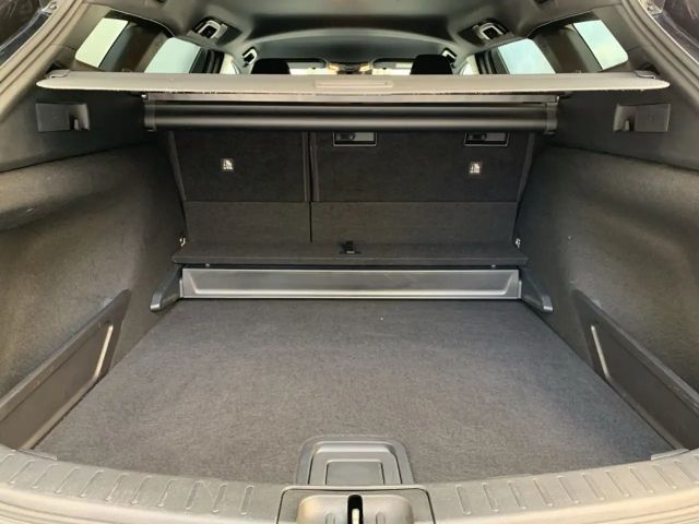 Toyota Corolla Hybride Team D