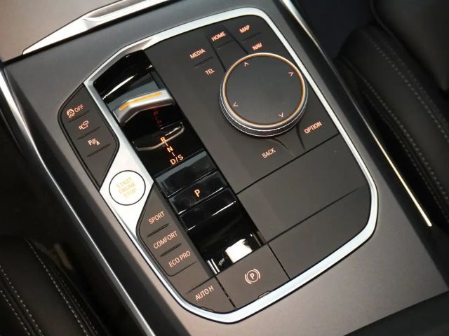 BMW 320 320d Sedan xDrive