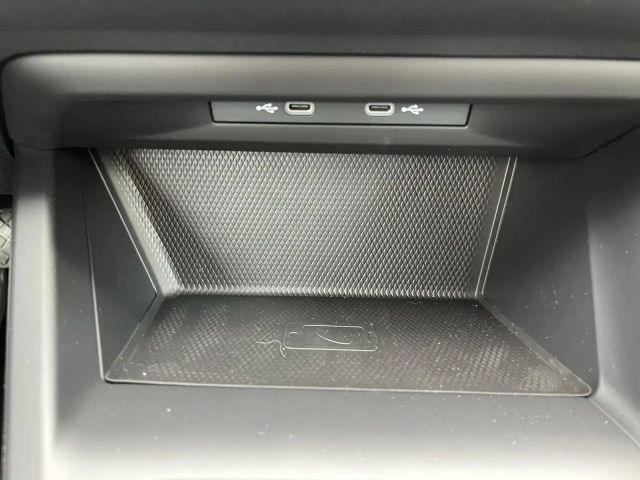 Volkswagen Golf 1.5 TSI Golf VIII Life