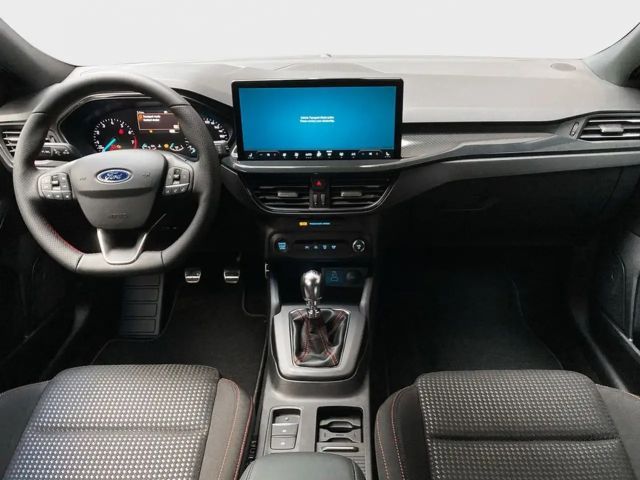 Ford Focus EcoBoost ST Line
