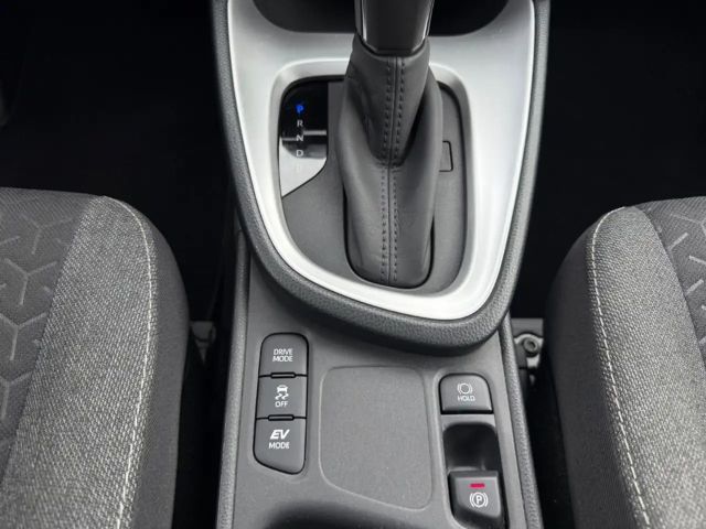 Toyota Yaris Cross Hybride Team D