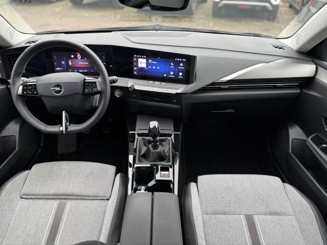 Opel Astra Elegance Sports Tourer