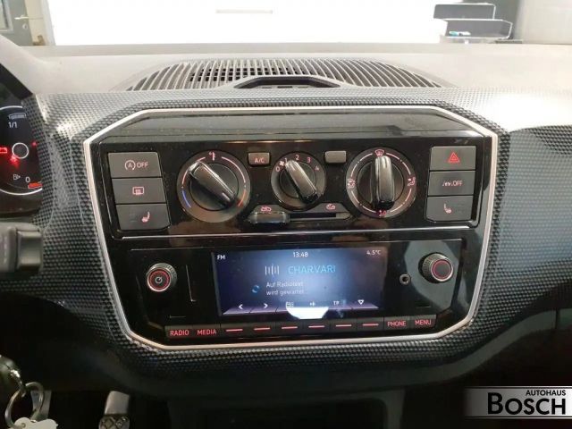 Volkswagen up! Move Move up!