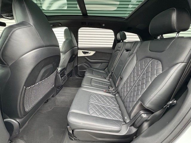 Audi Q7 55 TFSI Hybride Quattro