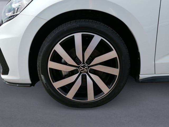 Volkswagen Touran 1.5 TSI DSG R-Line