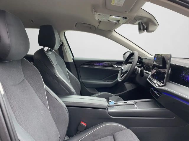 Volkswagen Passat 1.5 TSI Business DSG Variant