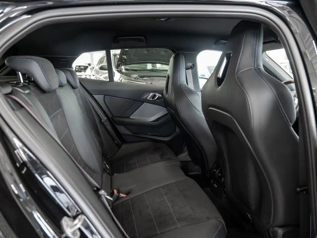 BMW 135 Sedan xDrive