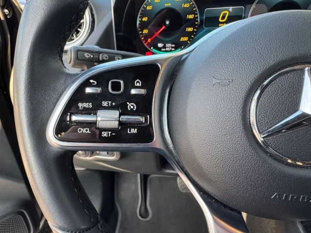 Mercedes-Benz EQA 300 4MATIC