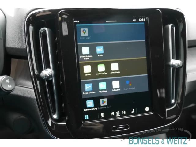 Volvo XC40 AWD Plus Recharge Twin Engine