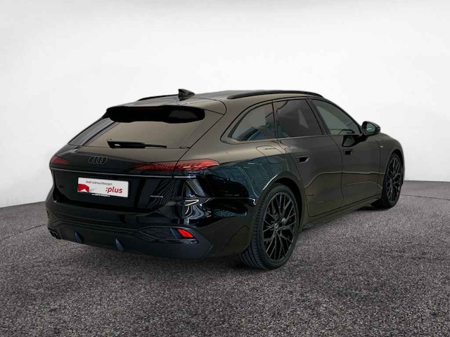 Audi A6 Avant Quattro S-Tronic