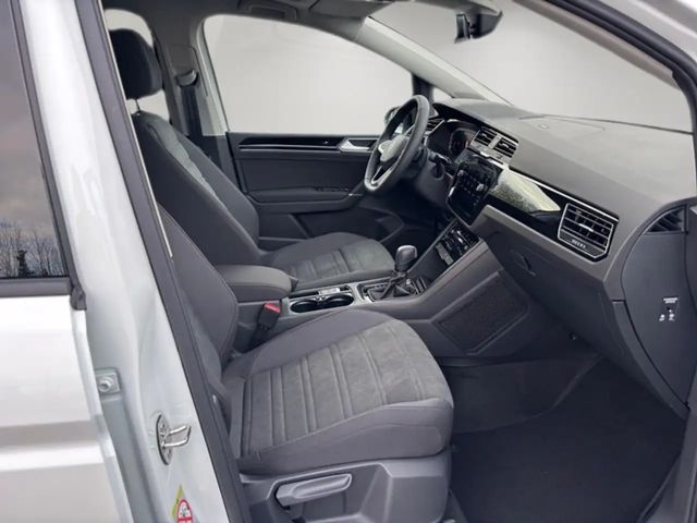 Volkswagen Touran DSG Highline