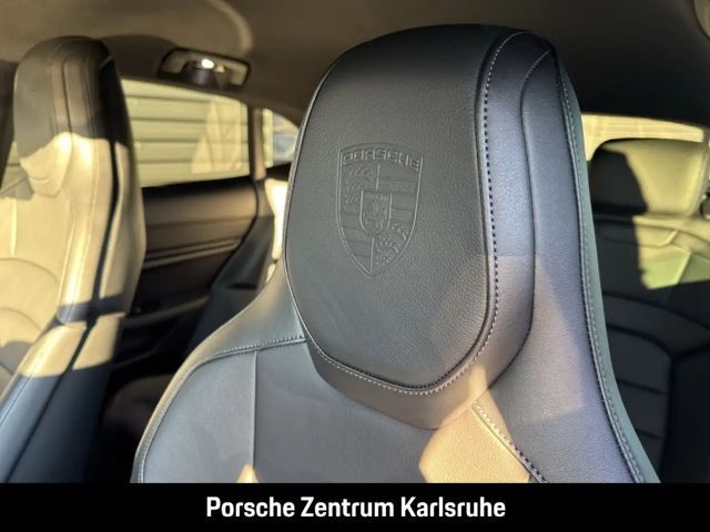 Porsche Taycan 4 Cross Turismo