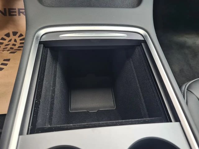 Tesla Model 3 Standard Range