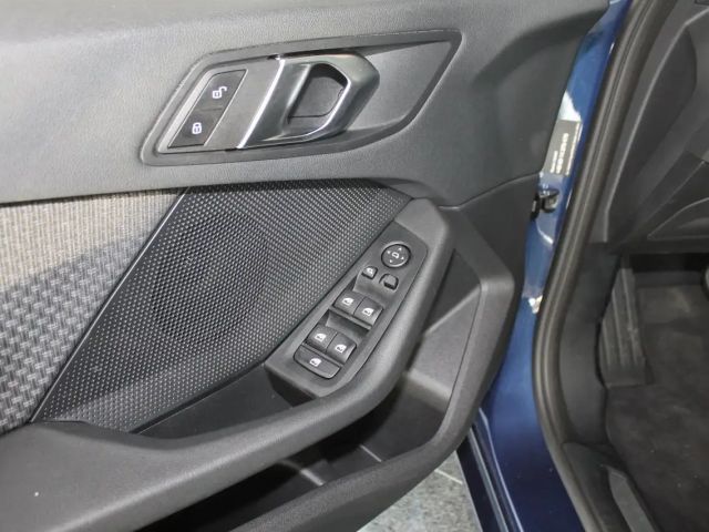 BMW 118 118i Advantage pakket