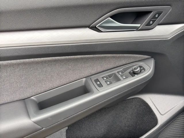 Volkswagen Golf 1.5 TSI Golf VIII Life