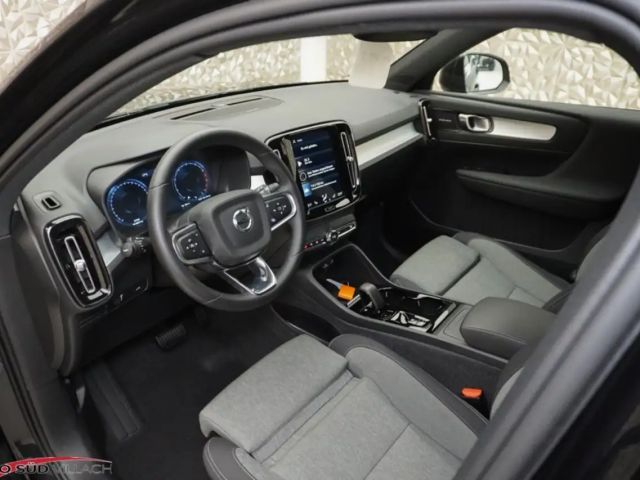 Volvo XC40 Dark Plus