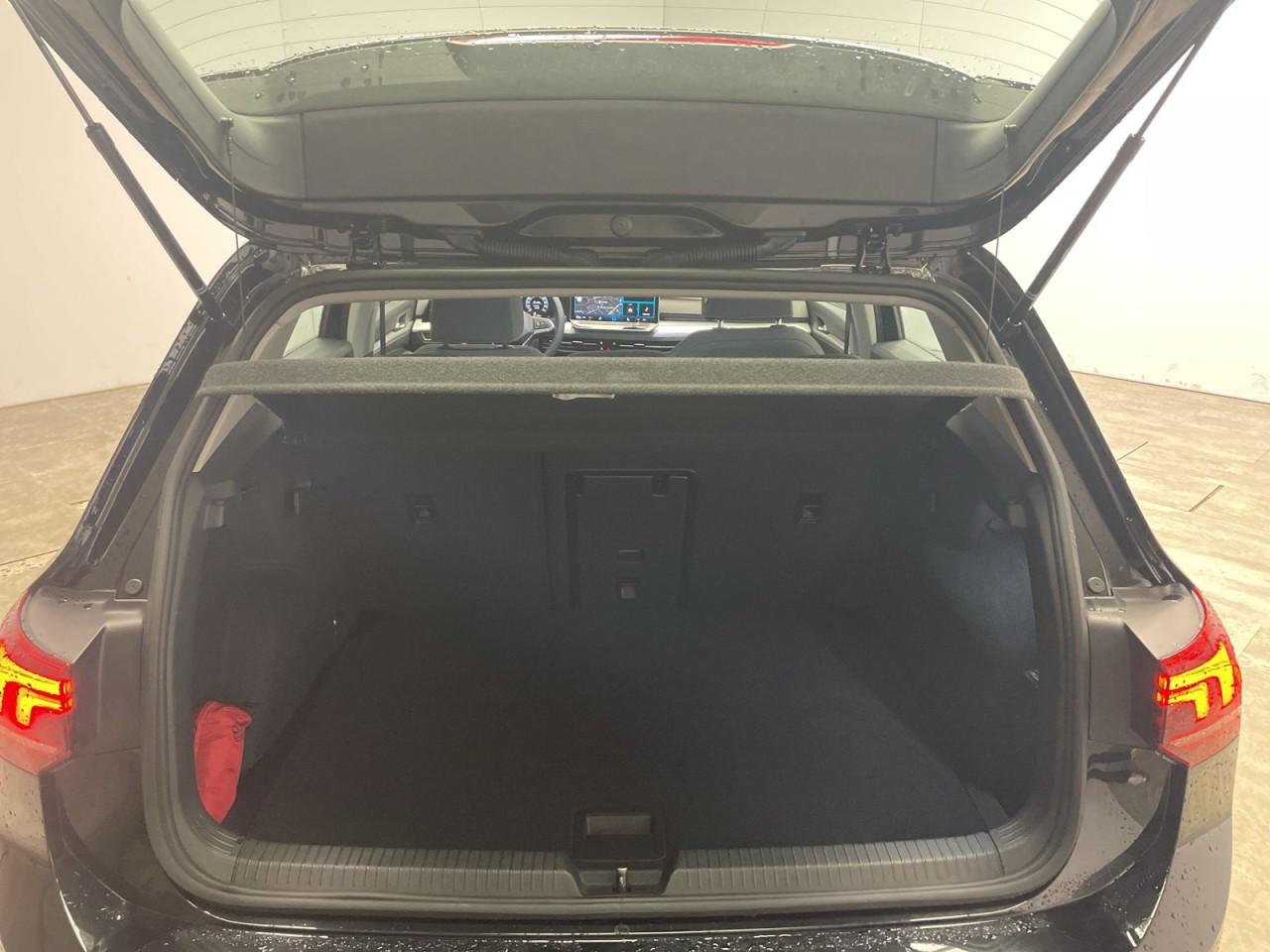 Volkswagen Golf 1.5 TSI Golf VIII Life