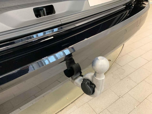 Volkswagen Multivan Lang Style T7