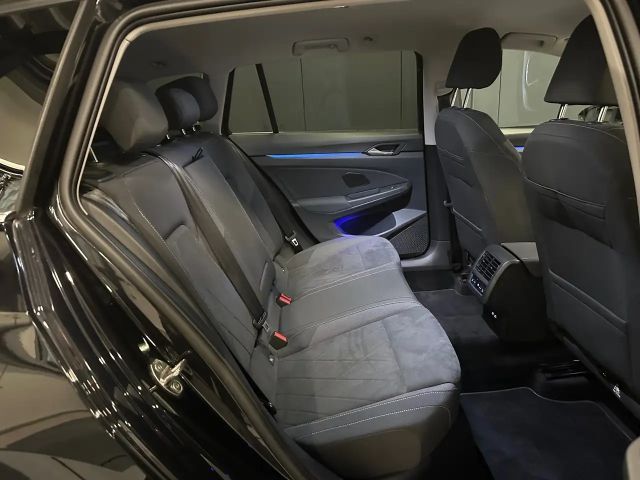 Volkswagen Golf 1.5 eTSI DSG Style Variant